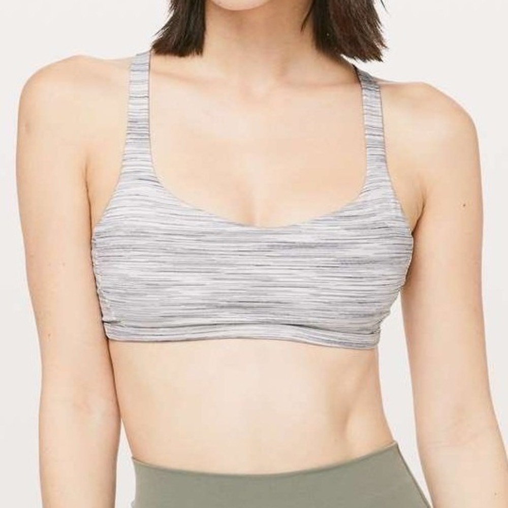 Lululemon Free To Be Zen Bra Space Dye Camo White Silver Spoon 6 Sporty Active